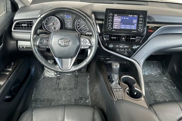 Used 2023 Toyota Camry SE FWD image 11