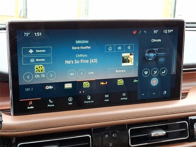 Used 2021 Lincoln Nautilus Reserve image 18