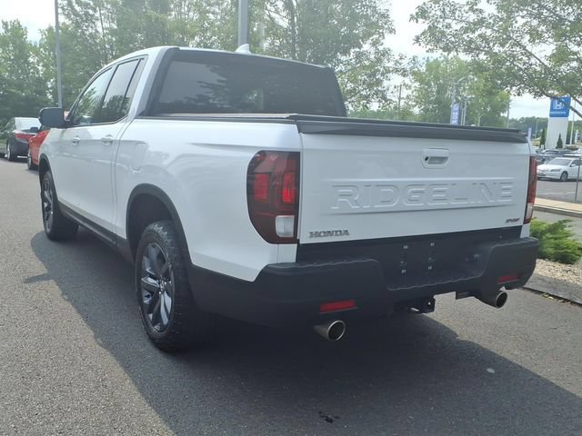 Used 2024 Honda Ridgeline Sport image 8