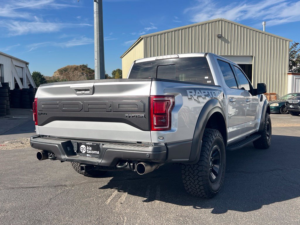 Used 2017 Ford F150 Raptor w/ Equipment Group 802A Luxury AWD/4WD image 7