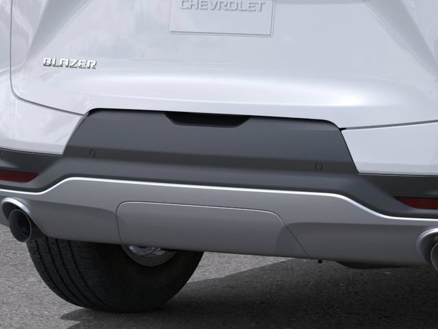 New 2026 Chevrolet Blazer LT w/ Convenience Package FWD image 14