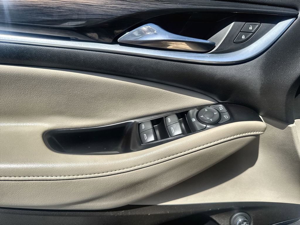 Used 2019 Chevrolet Traverse RS AWD/4WD image 13