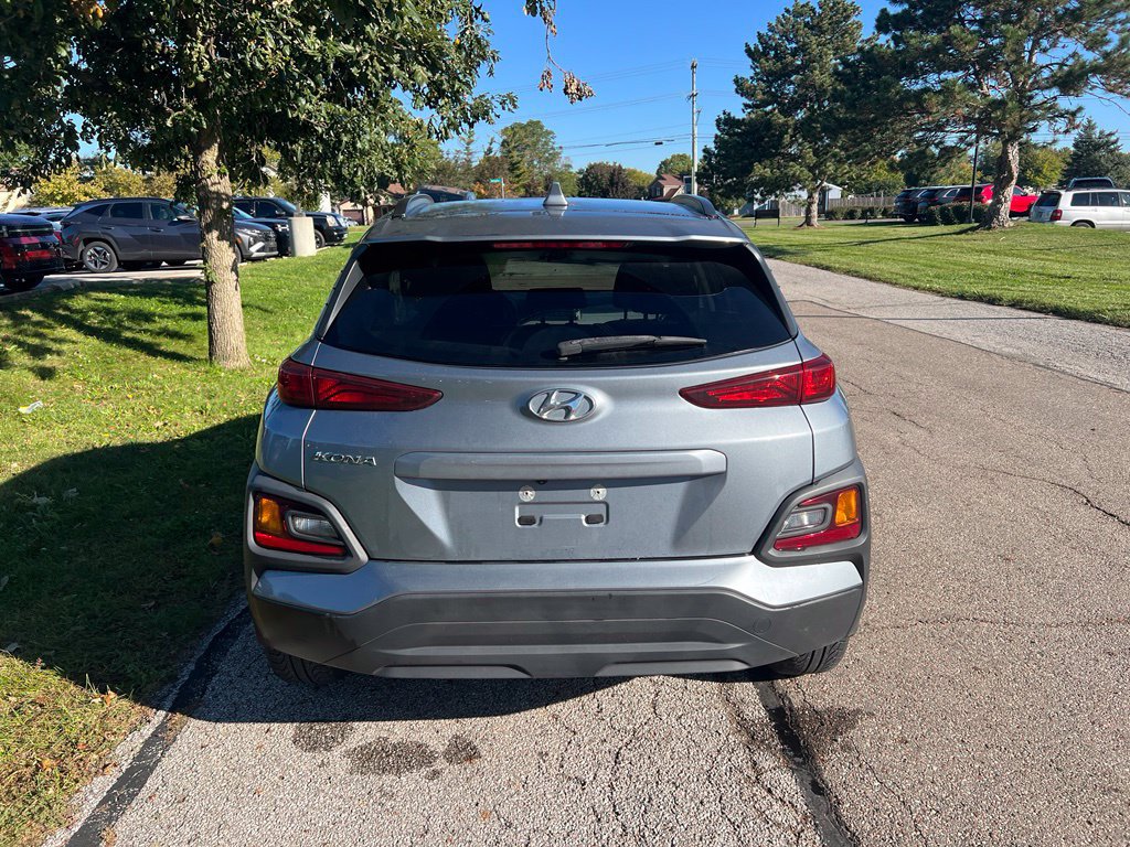 Used 2019 Hyundai Kona SEL w/ SEL Tech Package 02 FWD image 4
