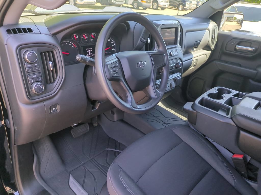 Used 2024 Chevrolet Silverado 1500 Custom Trail Boss AWD/4WD image 17