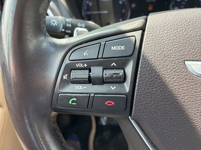 Used 2015 Hyundai Genesis 3.8 RWD image 23