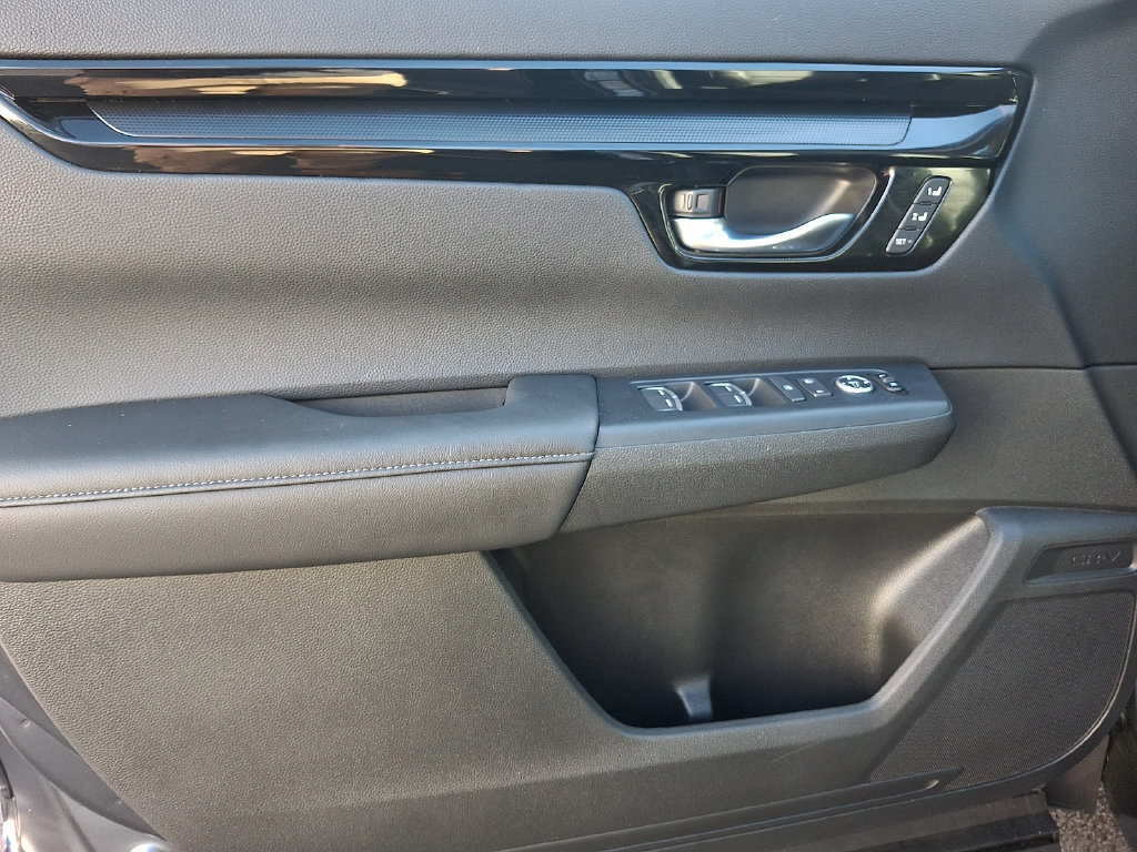 Used 2025 Honda CR-V EX-L image 14