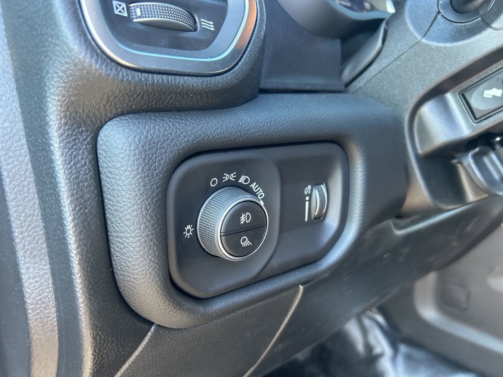 New 2026 RAM 3500 Big Horn AWD/4WD image 13