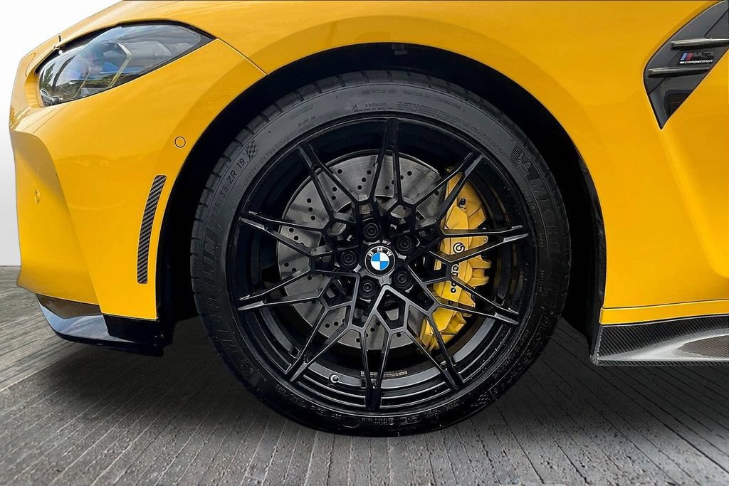 Used 2024 BMW M3 Competition w/ M Carbon Exterior Package AWD/4WD image 32