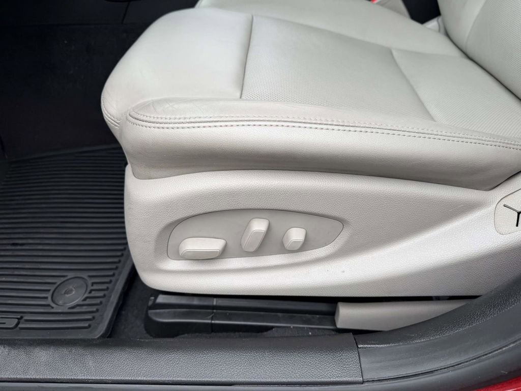 Used 2018 Cadillac ATS Luxury image 18