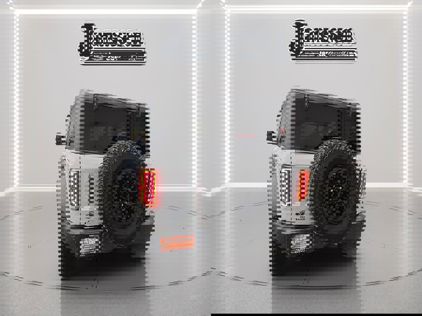 Used 2024 Ford Bronco Wildtrak image 4