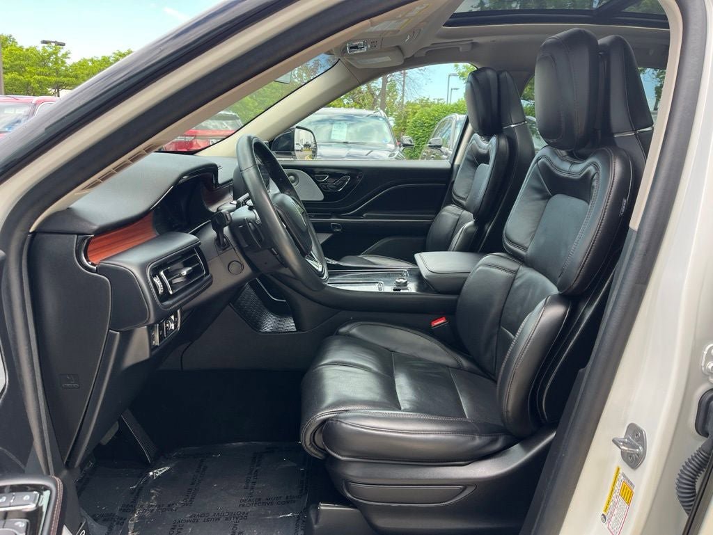Used 2023 Lincoln Aviator Grand Touring w/ Equipment Group 301A AWD/4WD image 25