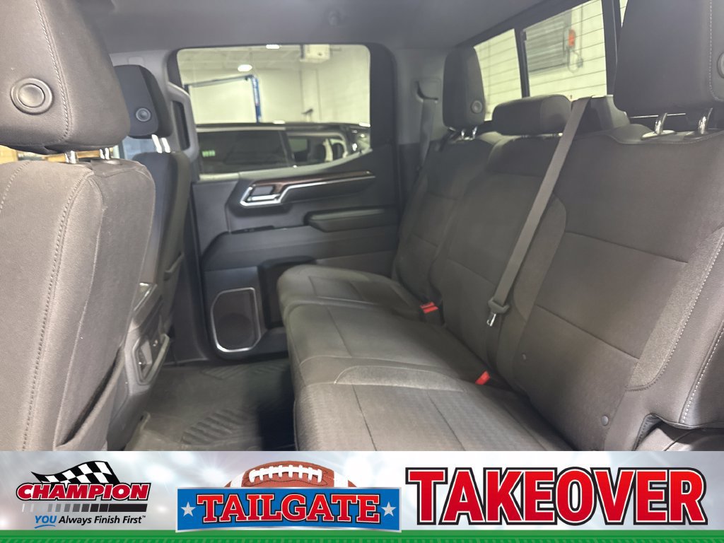 Used 2023 Chevrolet Silverado 1500 RST AWD/4WD image 23