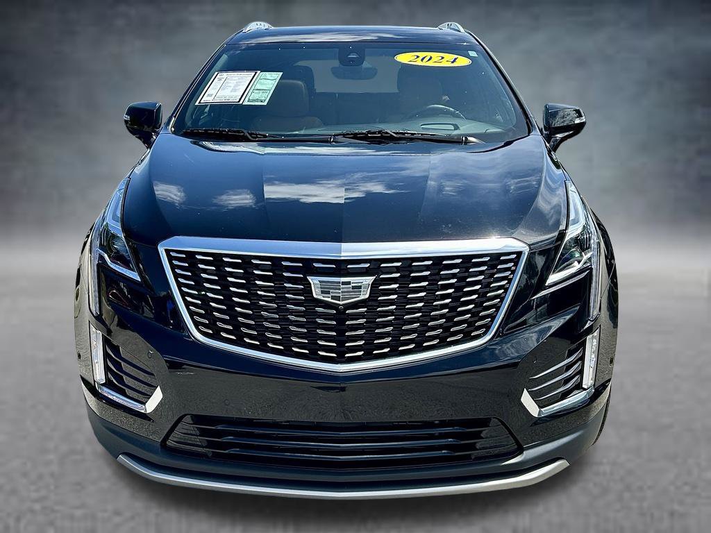 Used 2024 Cadillac XT5 Premium Luxury w/ Technology Package FWD image 2