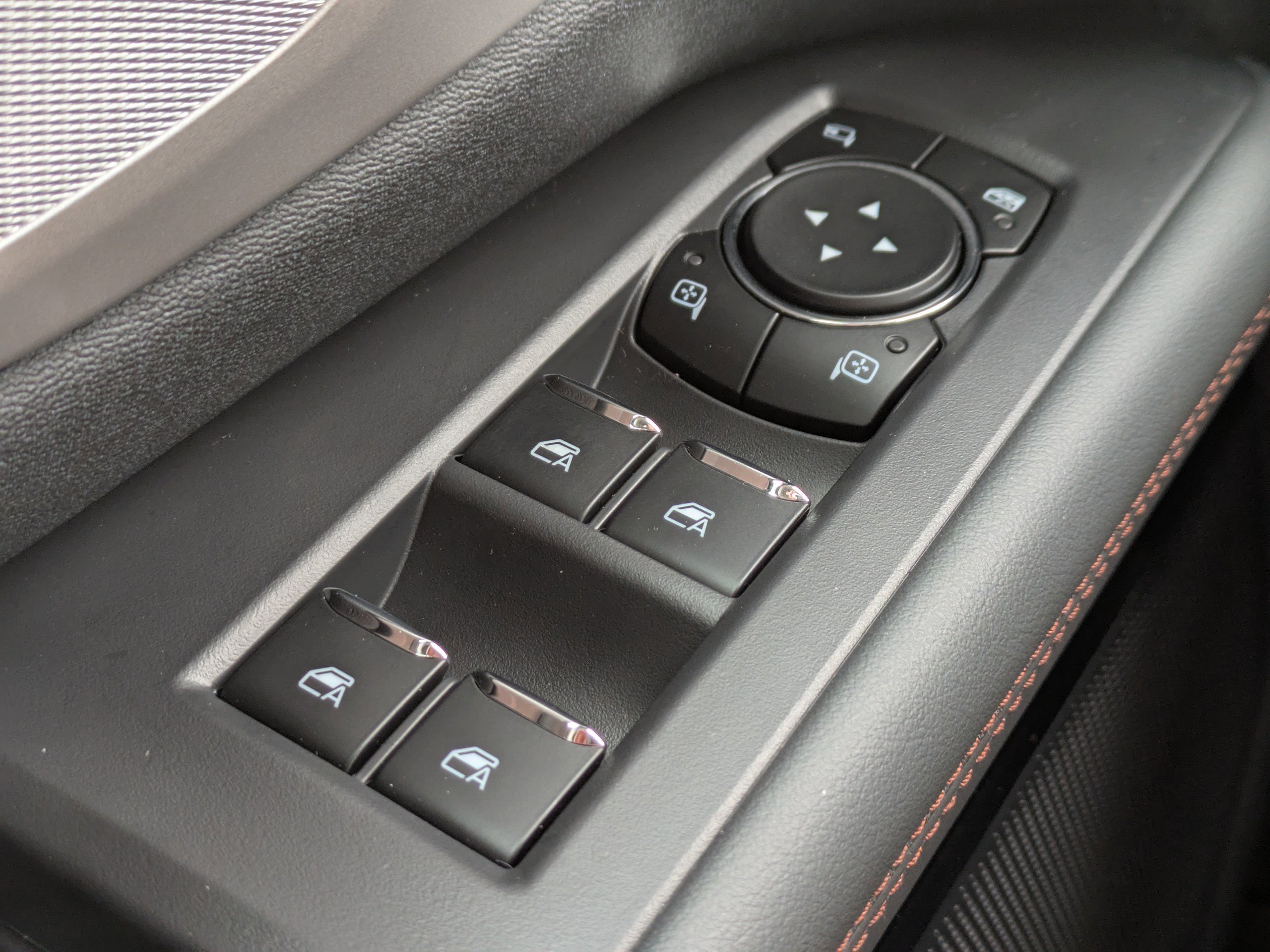 New 2025 Ford Expedition Active image 28