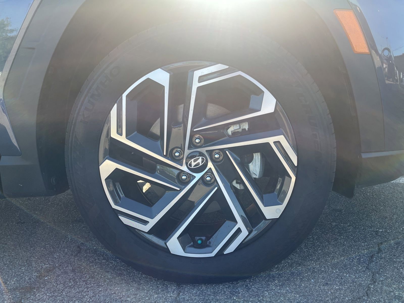 Used 2025 Hyundai Tucson Limited FWD image 4