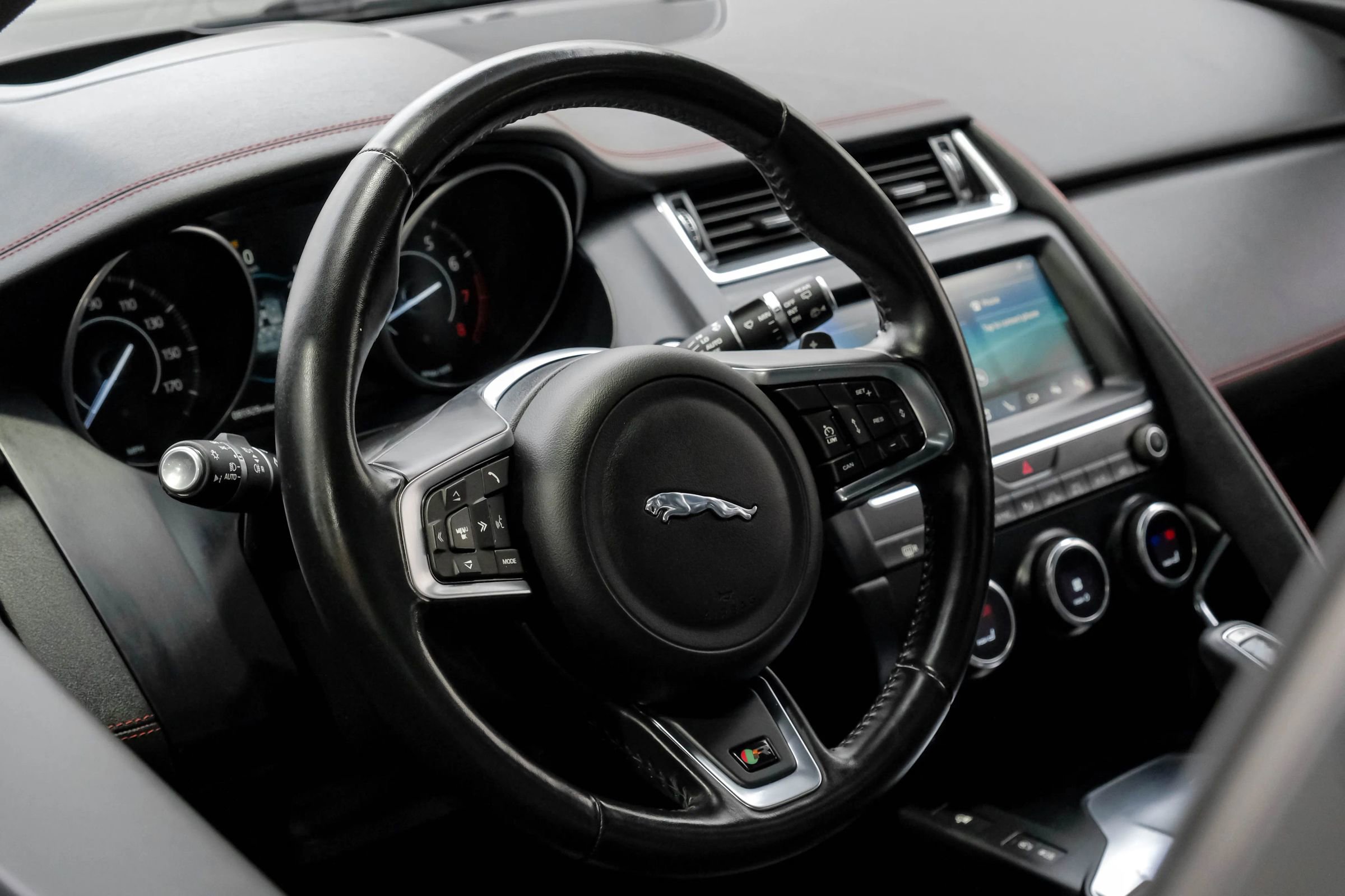 Used 2018 Jaguar E-PACE First Edition image 24