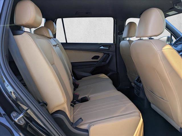 Used 2023 Volkswagen Tiguan SE image 19