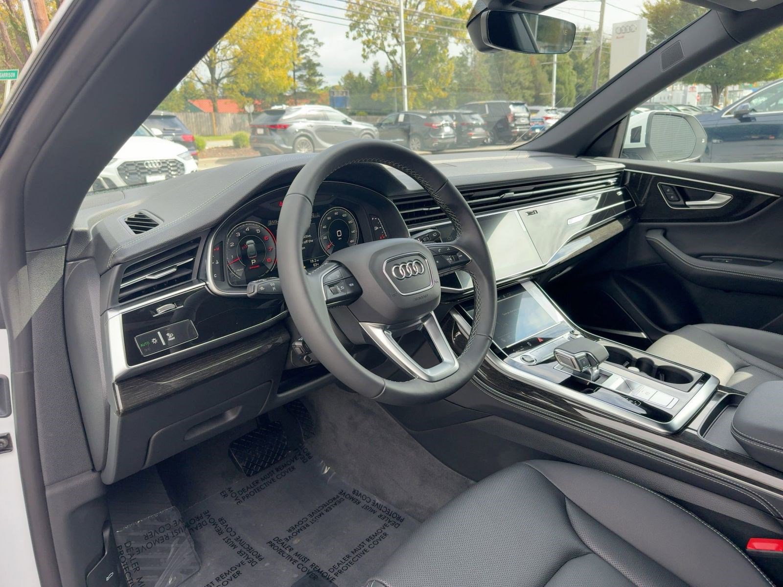 New 2026 Audi Q8 Premium Plus image 4