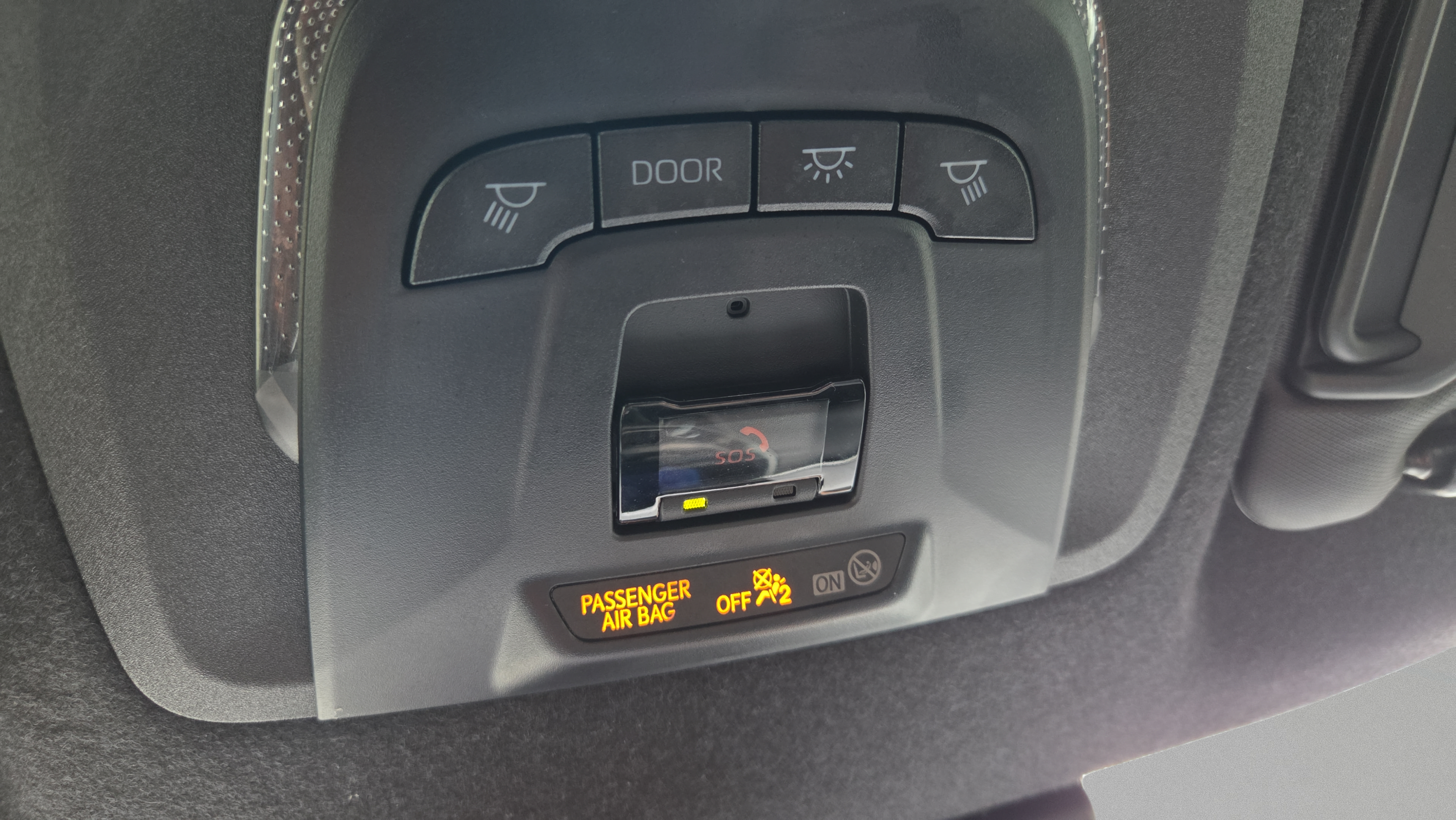 Used 2024 Toyota Corolla Cross AWD Hybrid image 26