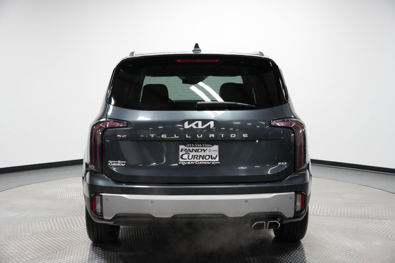 Used 2023 Kia Telluride EX w/ EX Captain's Chair Package image 7