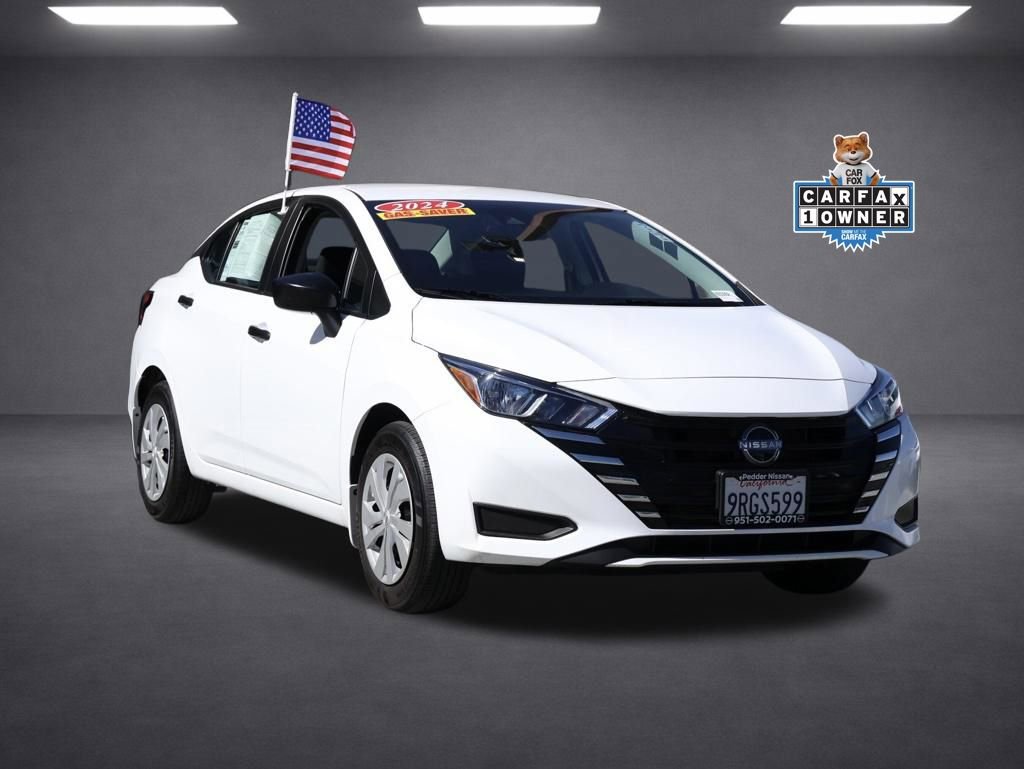 Used 2024 Nissan Versa S w/ Trunk Package image 2