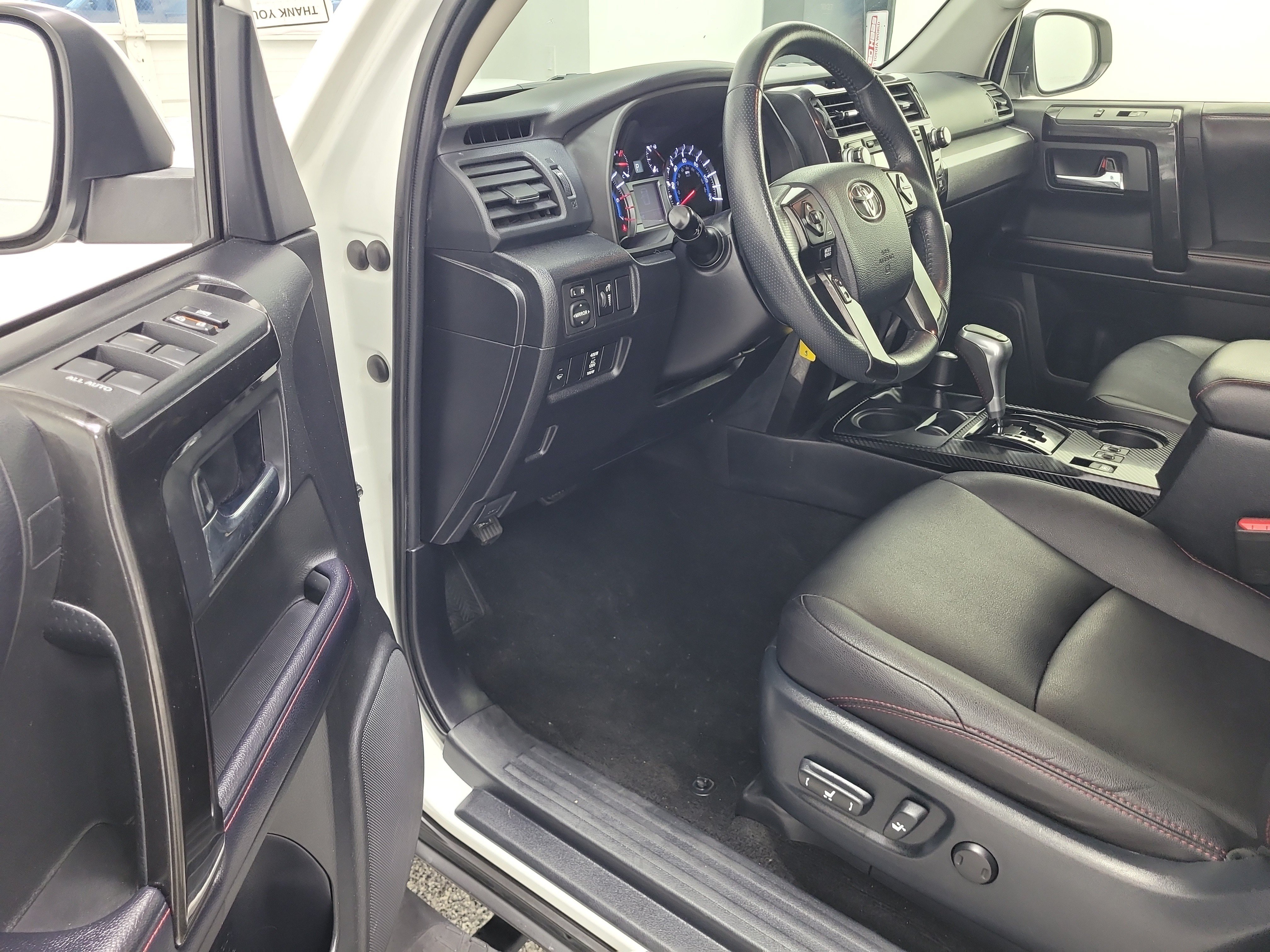 Used 2018 Toyota 4Runner TRD Pro AWD/4WD image 21