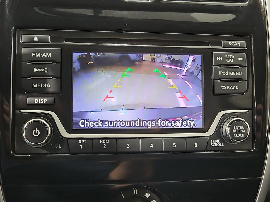 Used 2017 Nissan Versa Note SV FWD image 20