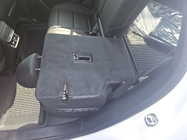 New 2026 Chevrolet Equinox LT w/ Convenience Package II image 22