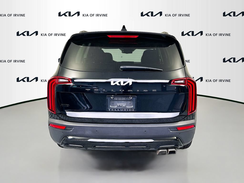 Certified 2022 Kia Telluride EX w/ EX Premium Package AWD/4WD image 10