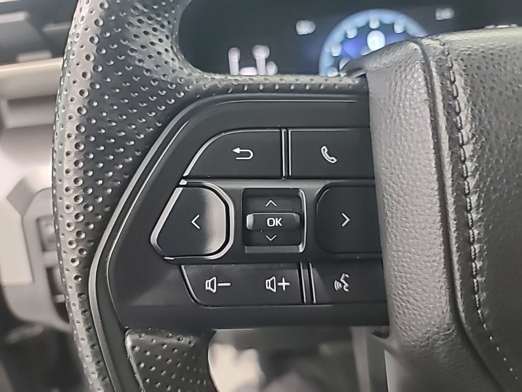 Used 2024 Toyota Tacoma SR5 RWD image 28