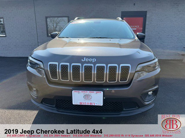 Used 2019 Jeep Cherokee Latitude Plus AWD/4WD image 8