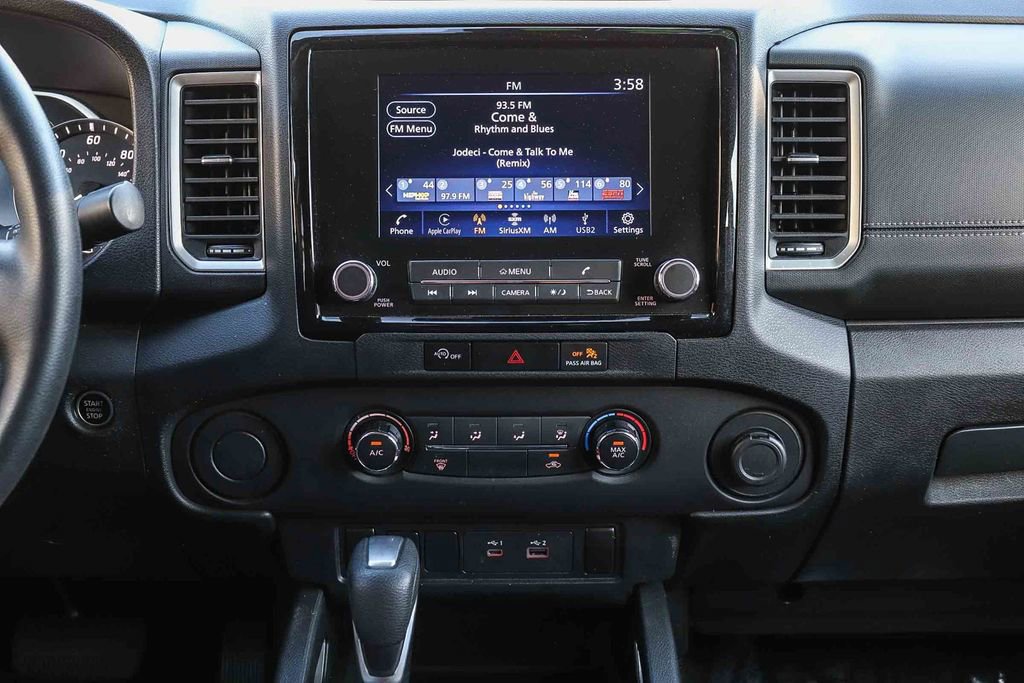 Used 2023 Nissan Frontier SV image 13