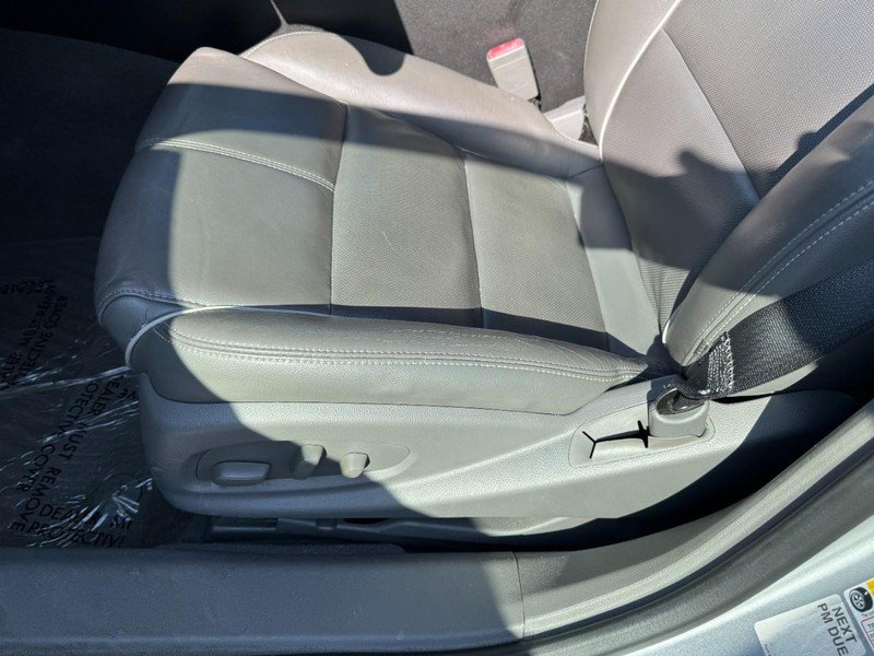 Used 2018 Chevrolet Impala Premier FWD image 14