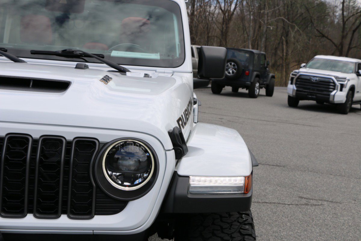 Used 2024 Jeep Wrangler Unlimited Rubicon 392 AWD/4WD image 11