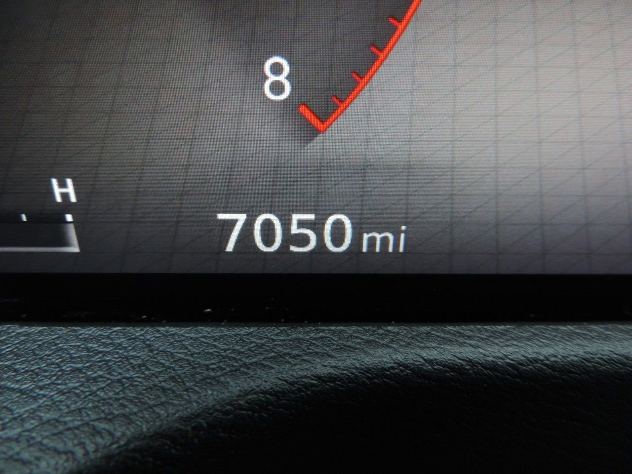 Used 2025 Nissan Armada SV image 29