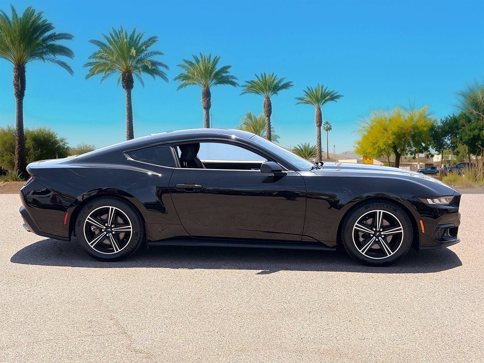 Certified 2024 Ford Mustang Coupe RWD image 6