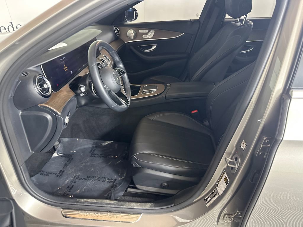 Used 2022 Mercedes-Benz E 350 Sedan image 9