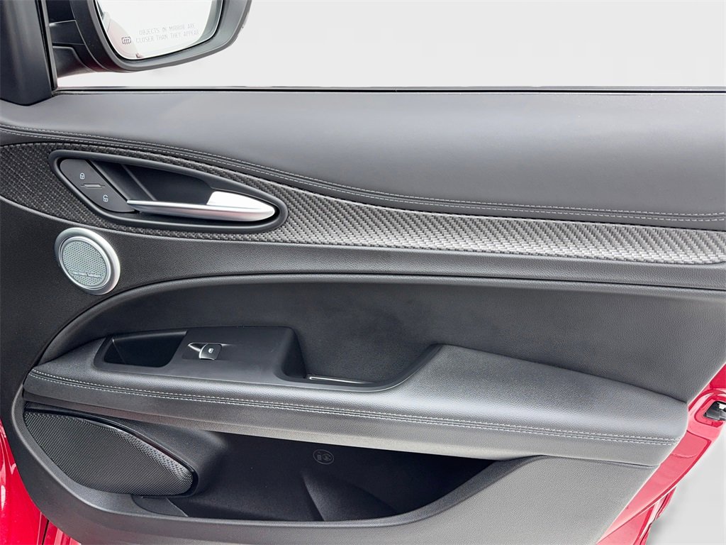 Used 2024 Alfa Romeo Stelvio Quadrifoglio w/ Active Assist Plus Package image 52