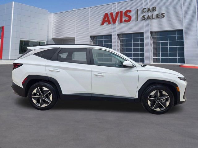 Used 2025 Hyundai Tucson SEL FWD image 5