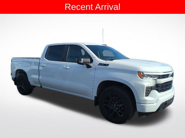 Used 2023 Chevrolet Silverado 1500 RST w/ Convenience Package II AWD/4WD image 2