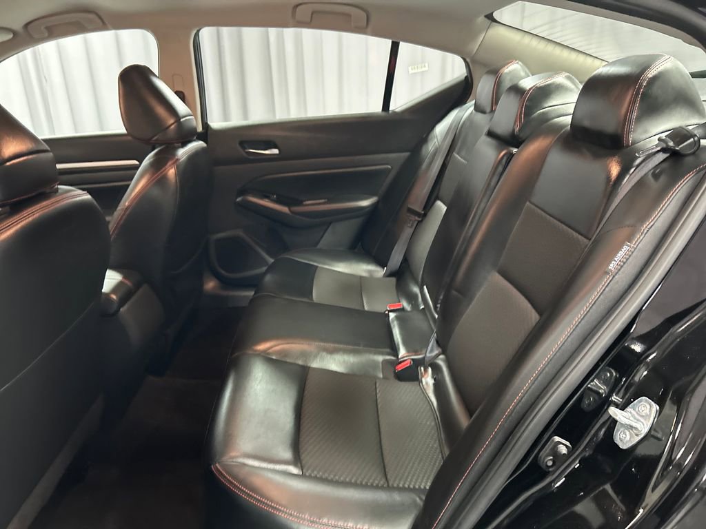 Used 2025 Nissan Altima 2.5 SR image 21