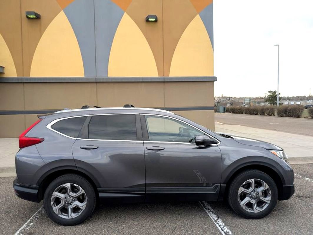 Used 2017 Honda CR-V EX-L image 6