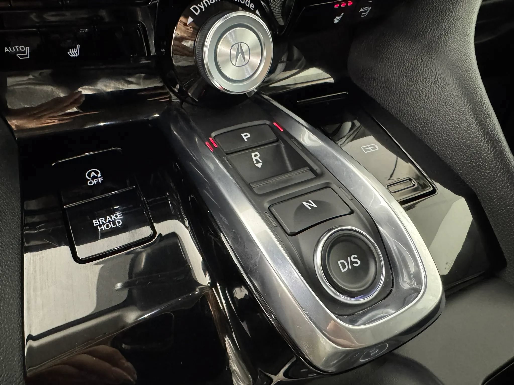 Used 2024 Acura MDX SH-AWD image 22