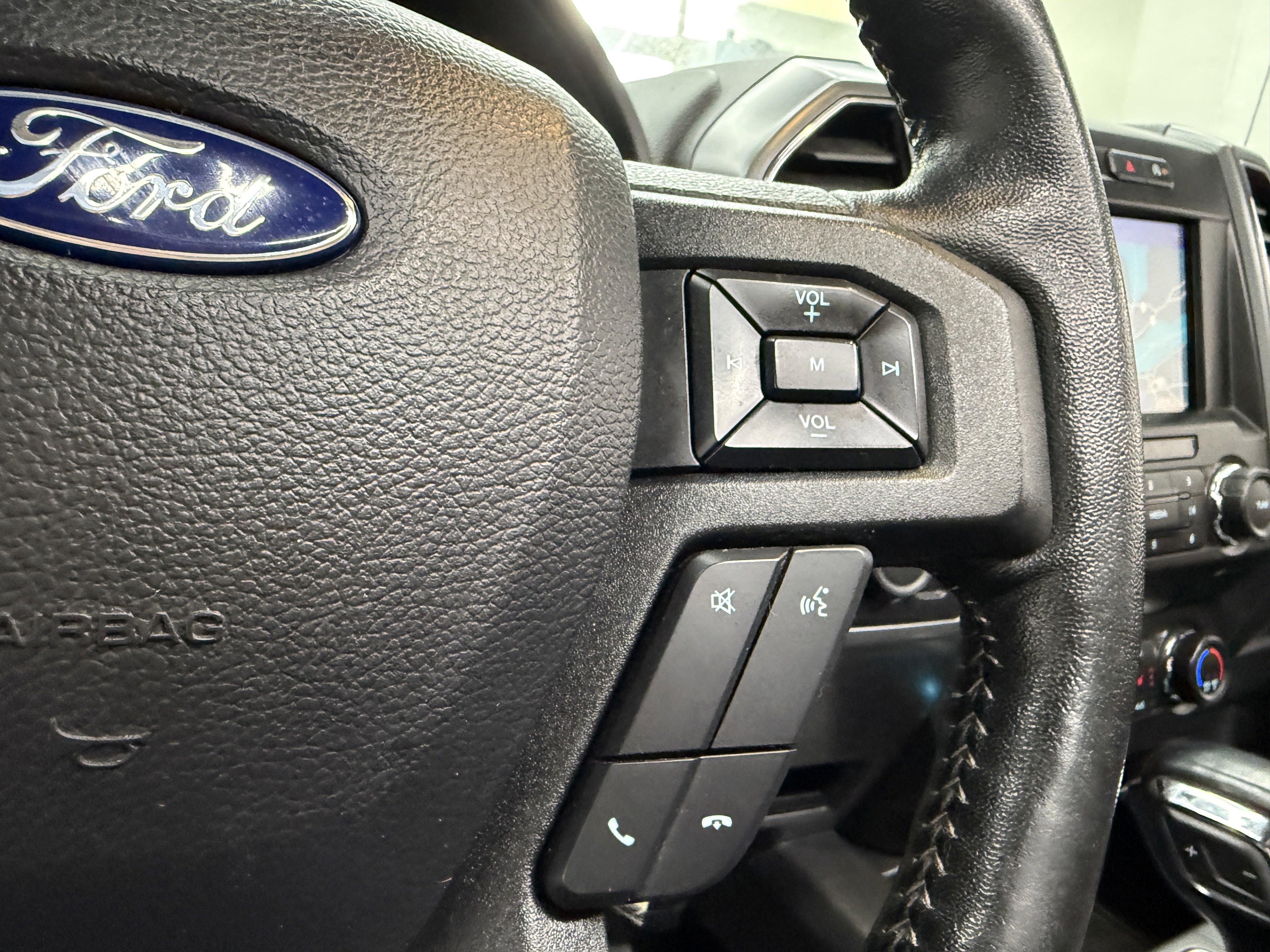 Used 2020 Ford F150 XLT w/ Equipment Group 302A Luxury image 16