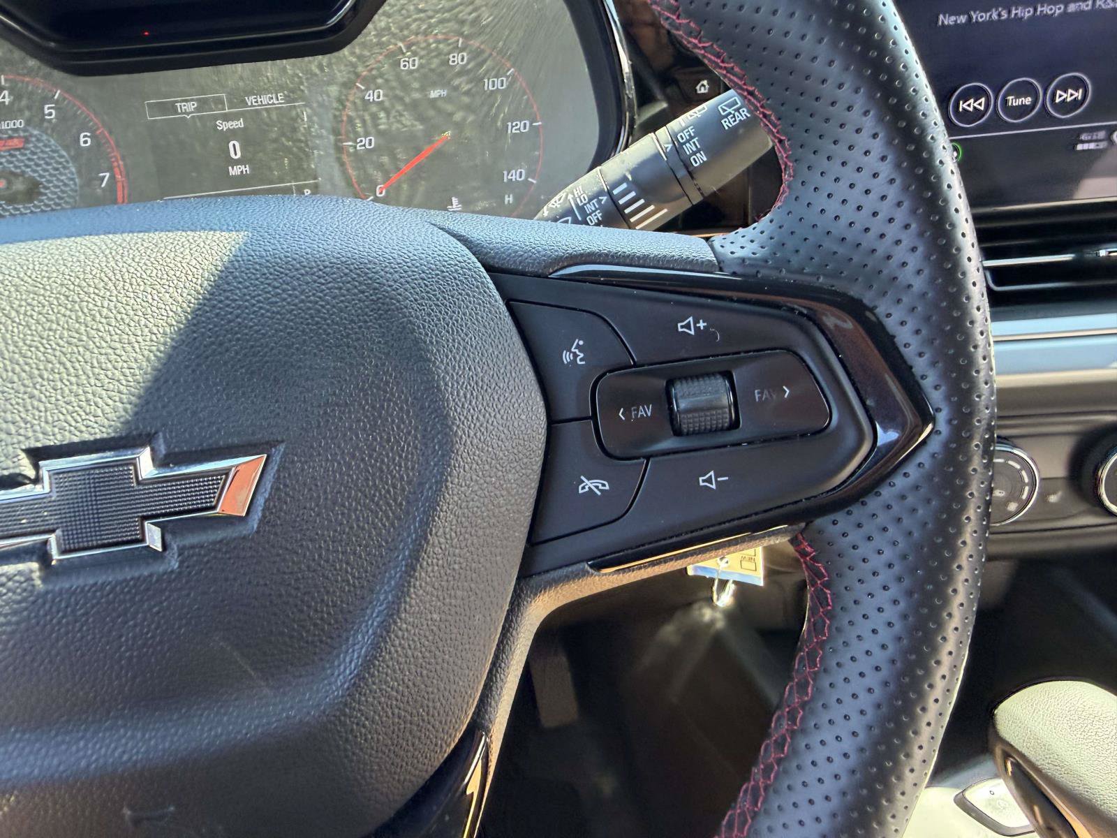 Used 2024 Chevrolet Trax RS w/ Driver Confidence Package FWD image 26