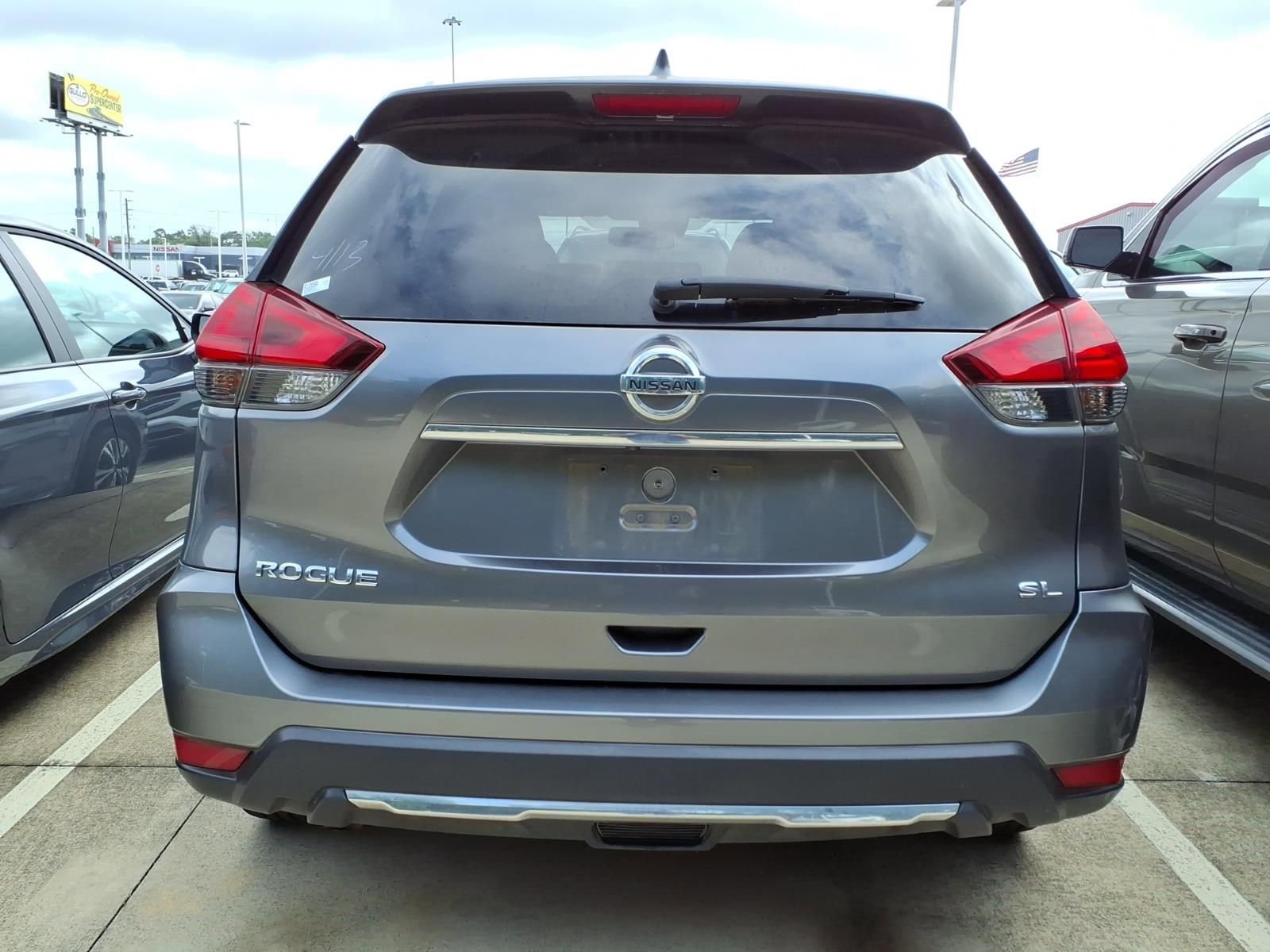 Used 2017 Nissan Rogue SL image 7
