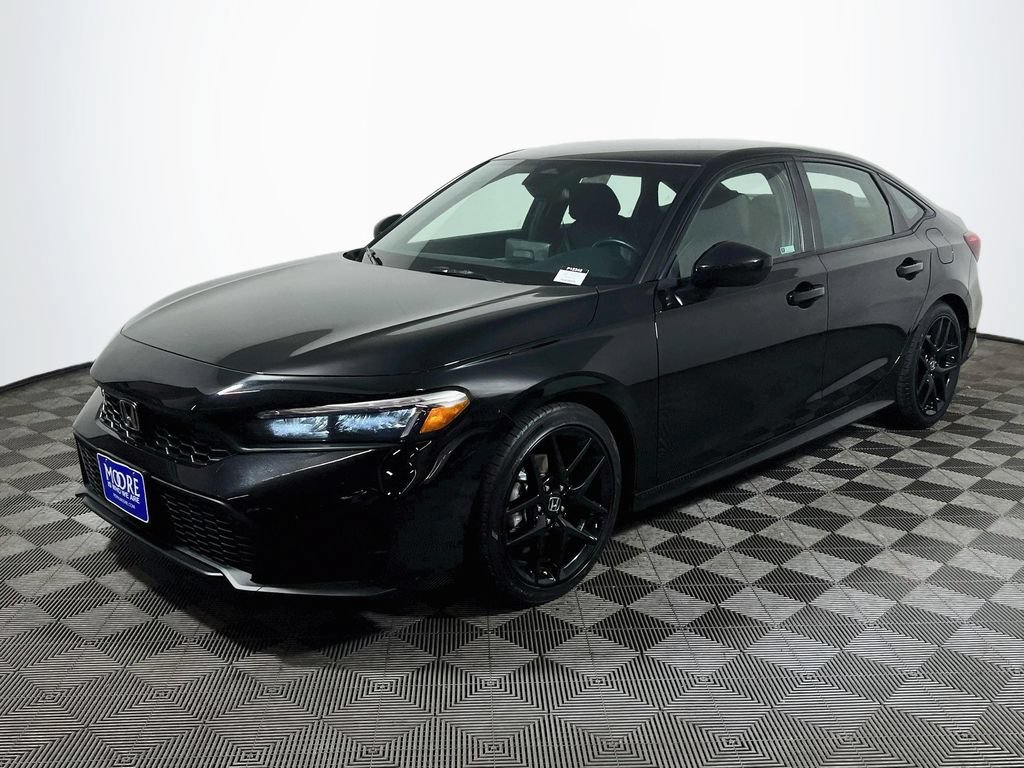 Used 2025 Honda Civic Sport image 3