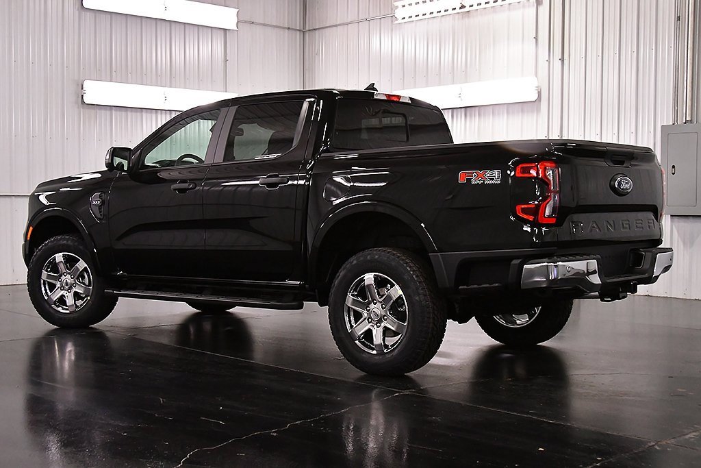 New 2025 Ford Ranger XLT w/ Equipment Group 301A High image 5