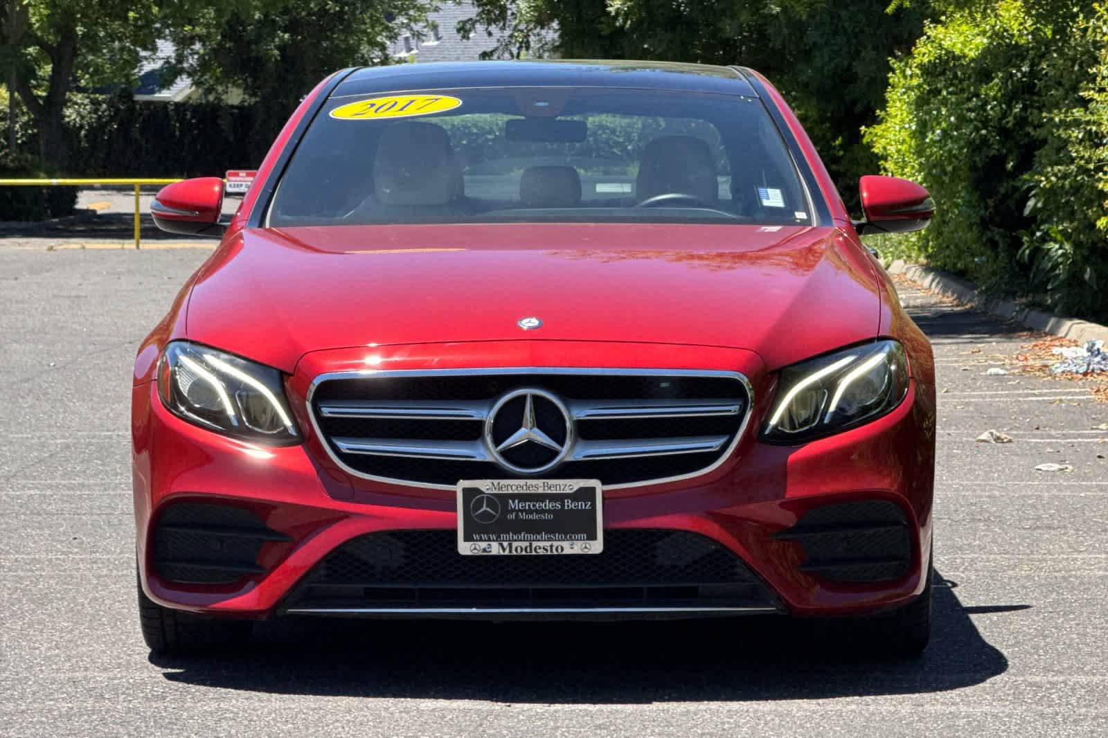 Used 2017 Mercedes-Benz E 300 image 8