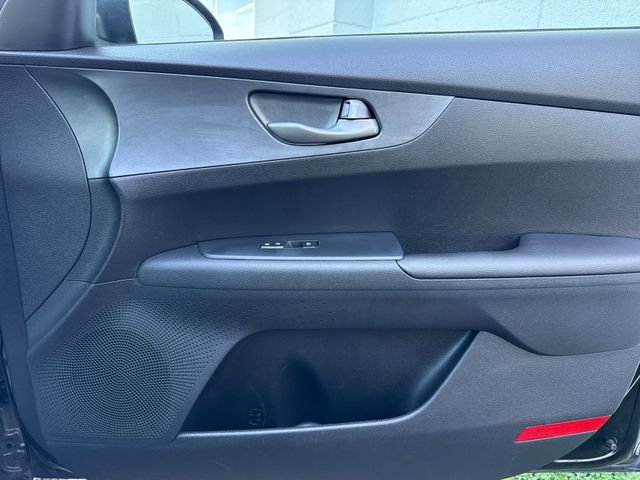 Used 2021 Kia Forte LXS FWD image 23
